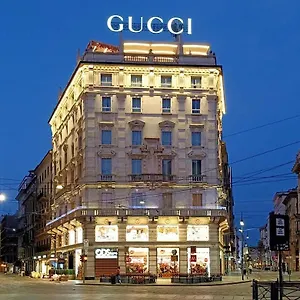 Otel Odsweet Duomo, Milano